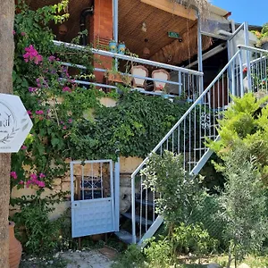 Pangea Sığacık Pansiyon&bistro Seferihisar